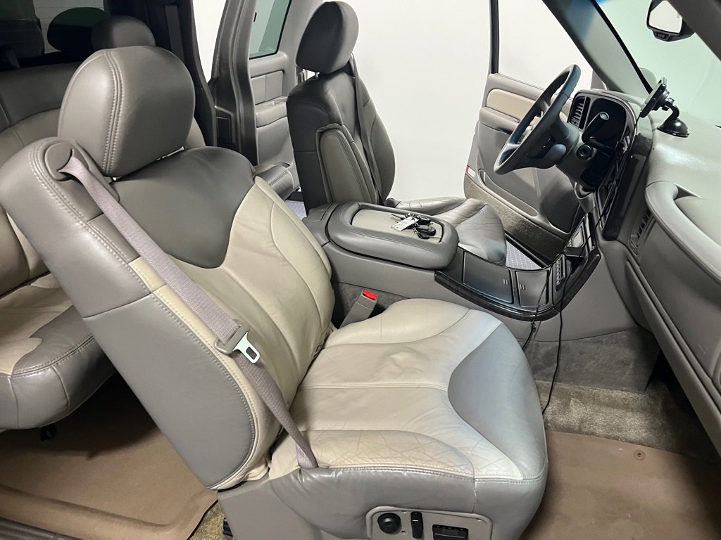 Used 2002 GMC Sierra 1500 Denali image 14