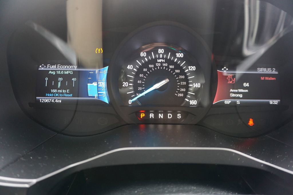 Used 2016 Ford Edge Titanium w/ Equipment Group 301A FWD image 6