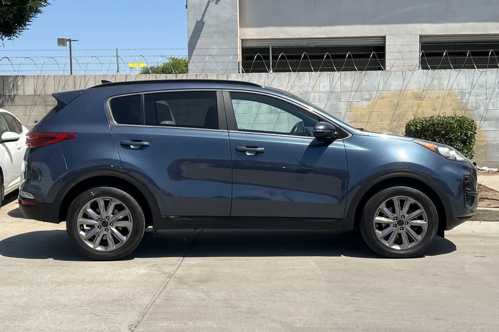 Used 2022 Kia Sportage Nightfall Edition w/ Nighfall AWD Premium Package image 9