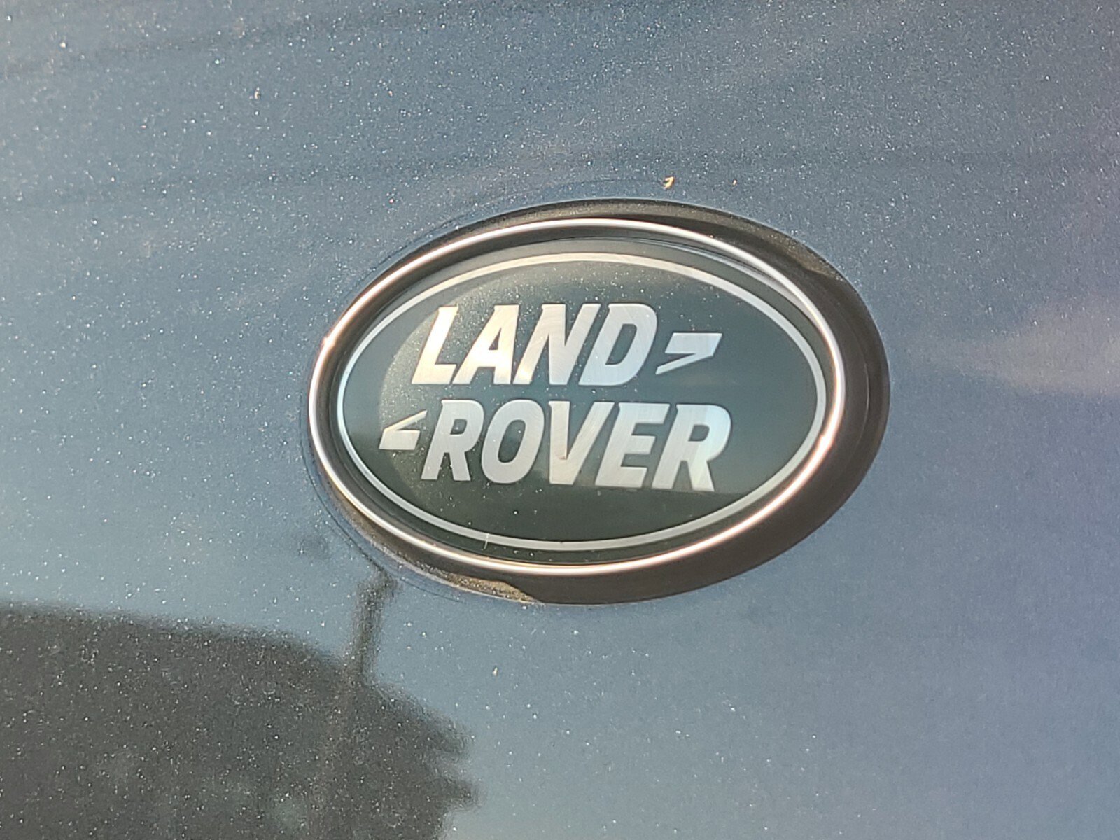 Used 2023 Land Rover Defender 110 X-Dynamic SE image 32