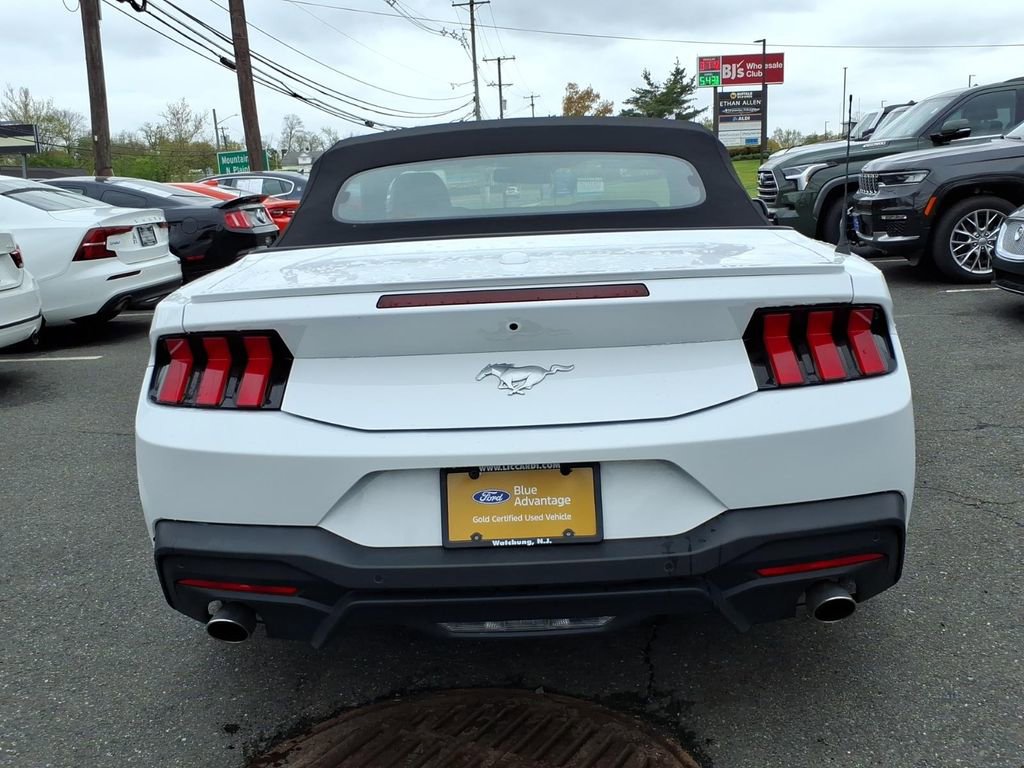 Certified 2025 Ford Mustang Premium RWD image 5