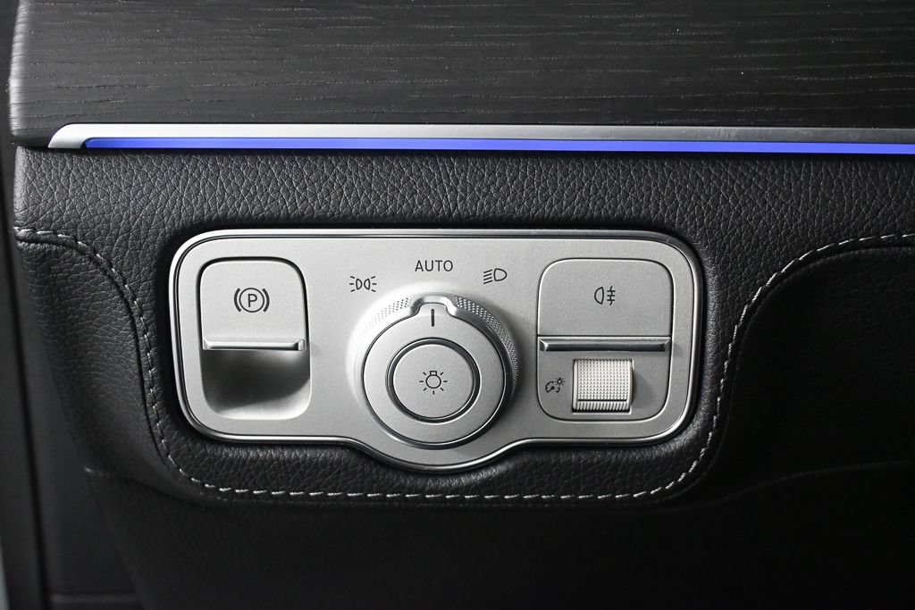 Certified 2024 Mercedes-Benz GLE 450 4MATIC image 9
