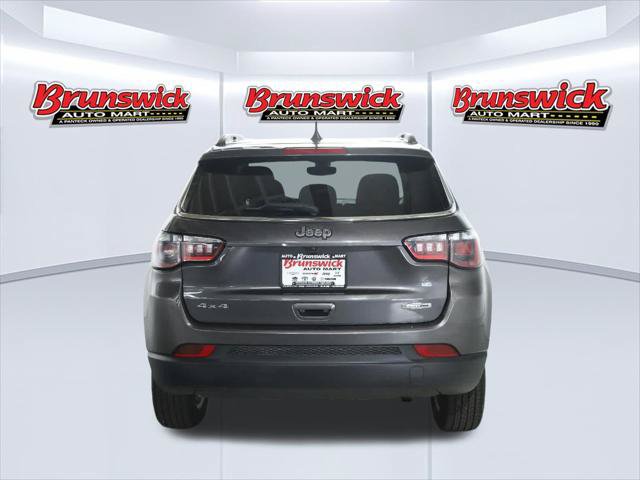 Certified 2021 Jeep Compass Latitude AWD/4WD image 41