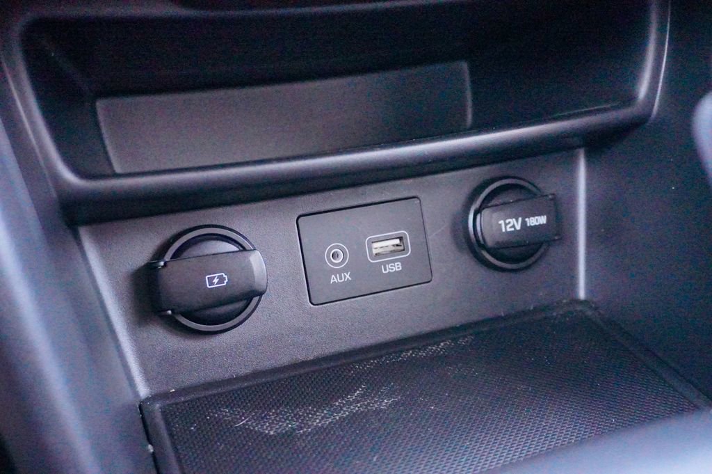 Used 2020 Hyundai Kona SEL image 19