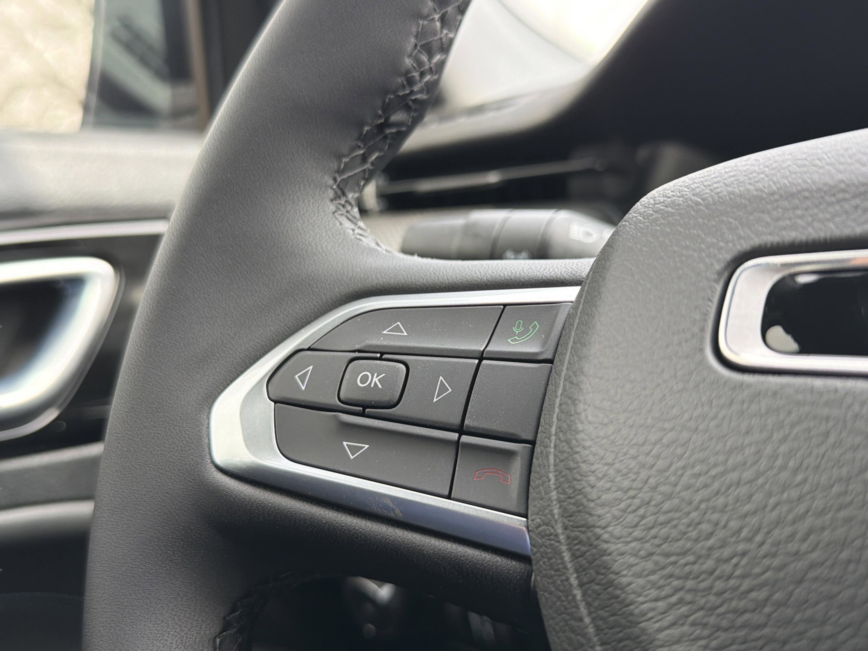 New 2026 Jeep Compass Latitude AWD/4WD image 13