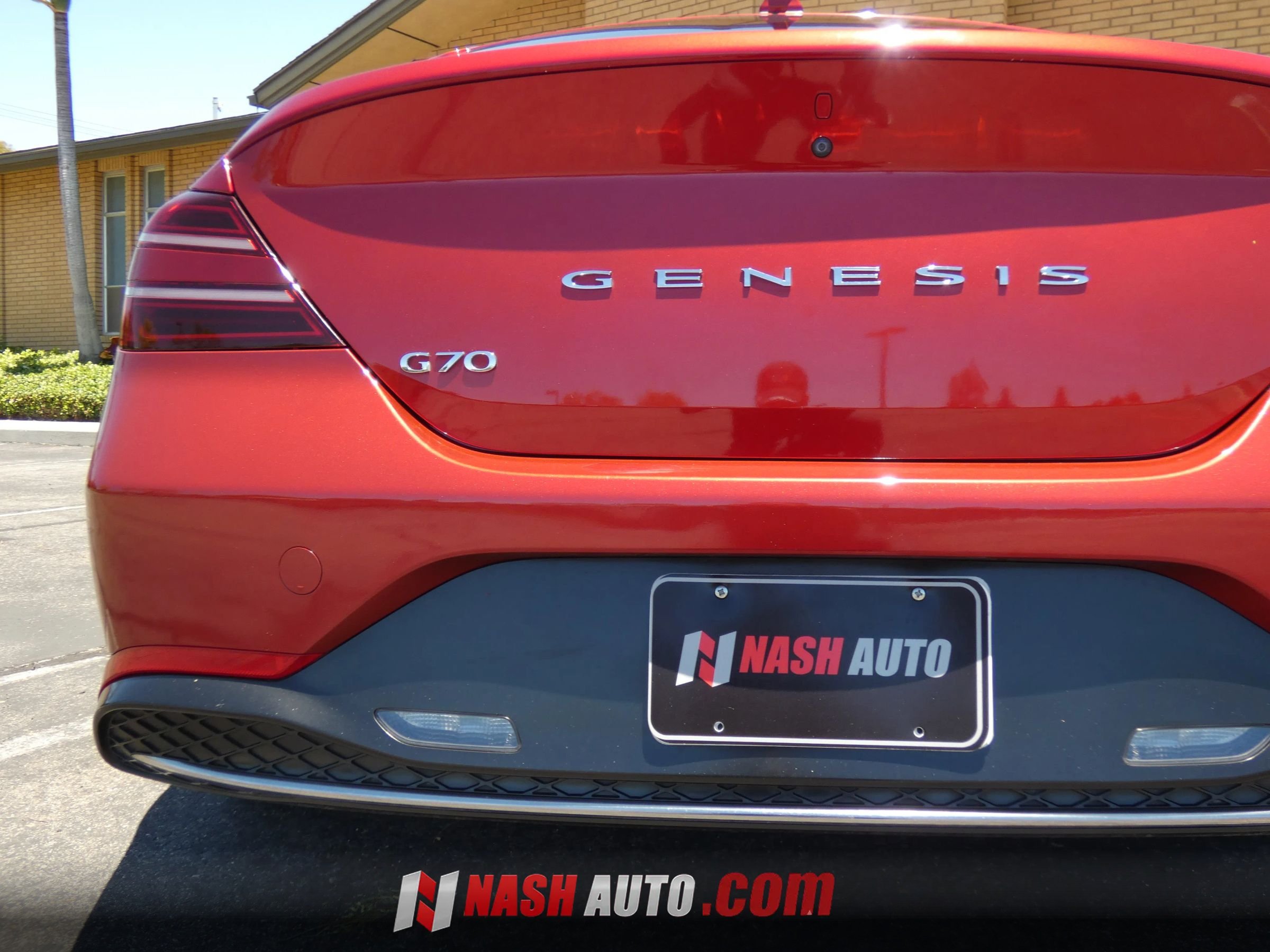 Used 2022 Genesis G70 2.0T RWD image 10