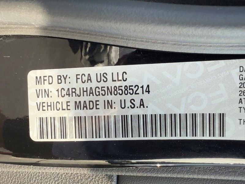 Used 2022 Jeep Grand Cherokee Altitude image 22