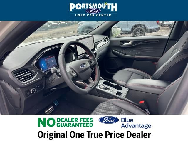 Certified 2024 Ford Escape ST-Line Select w/ Tech Pack #1 image 4