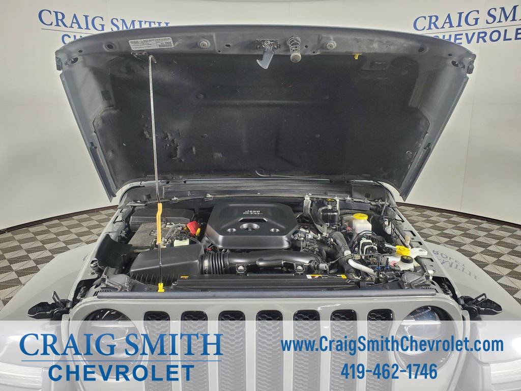 Used 2022 Jeep Wrangler Unlimited Sahara AWD/4WD image 11