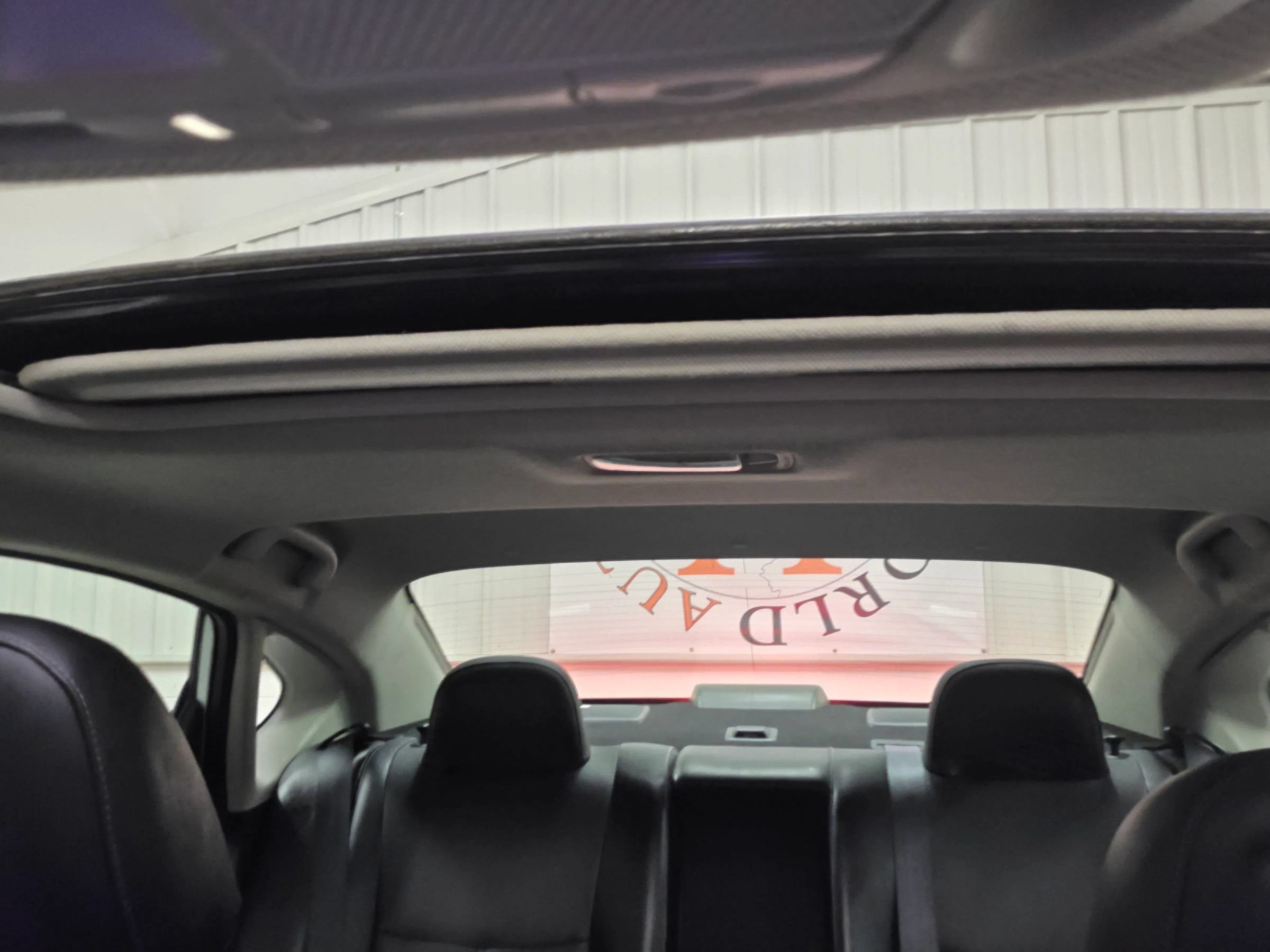 Used 2016 Nissan Sentra SL w/ Technology Package FWD image 31