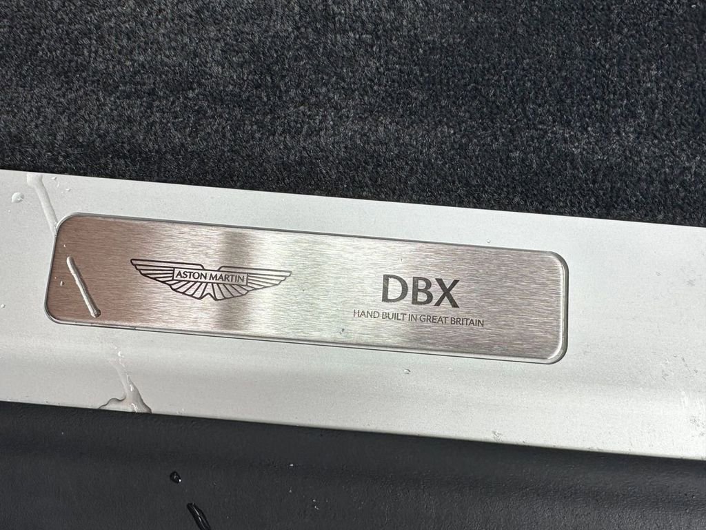 New 2026 Aston Martin DBX 707 image 9