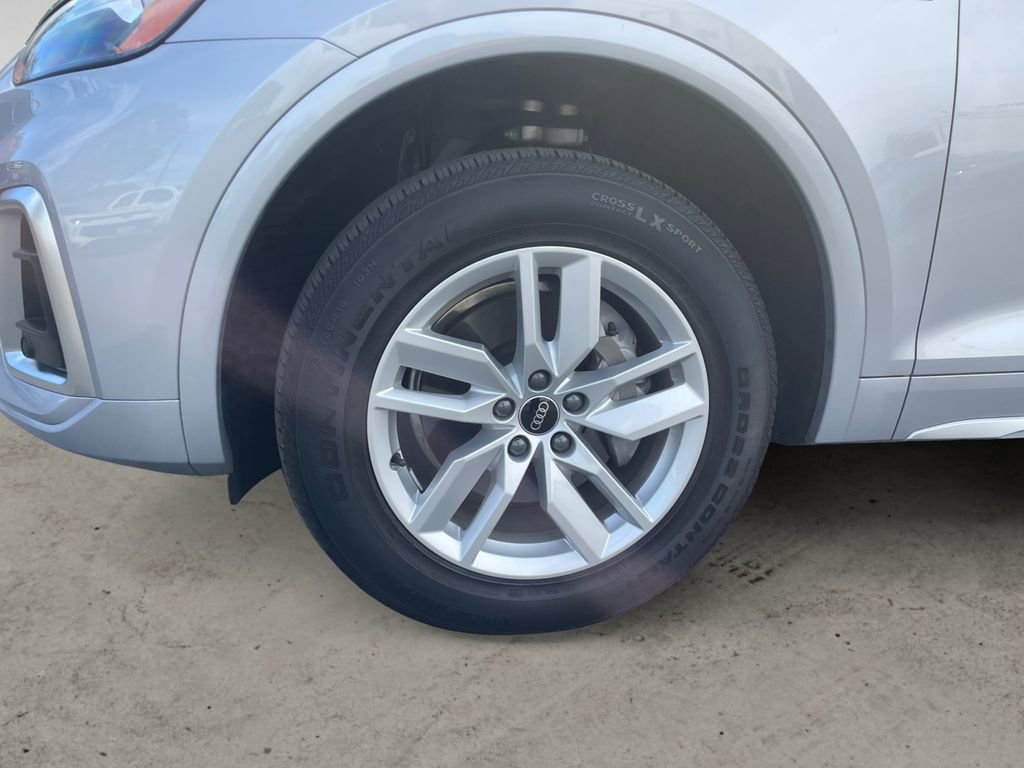 Used 2022 Audi Q5 2.0T Premium w/ Convenience Package image 14