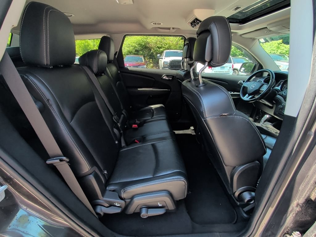 Used 2015 Dodge Journey Crossroad w/ Flexible Seating Group AWD/4WD image 15