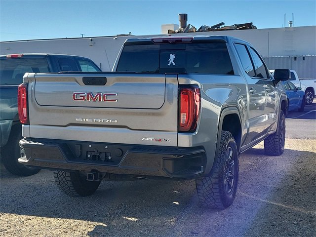 Used 2024 GMC Sierra 1500 AT4X image 10