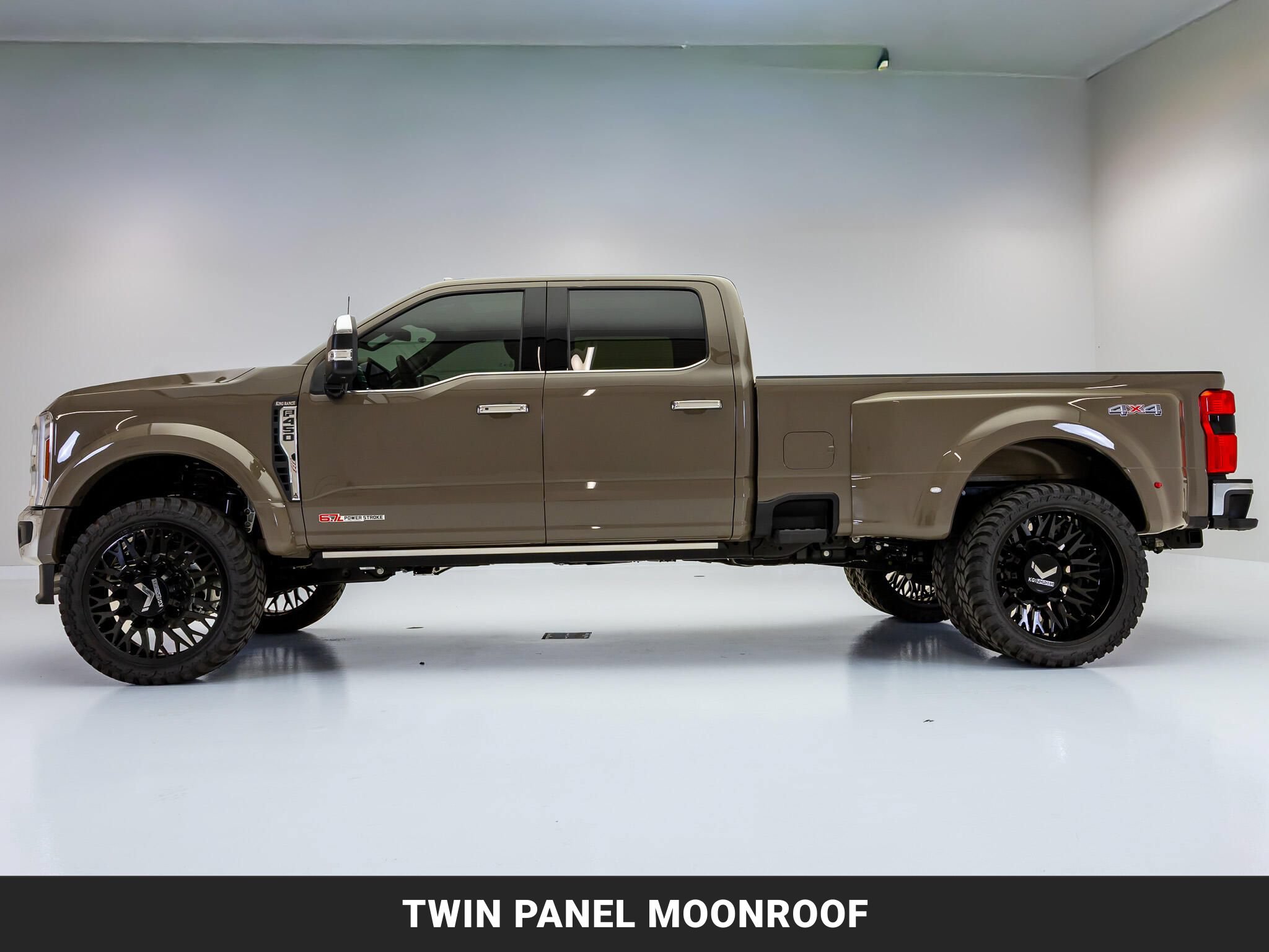 Used 2026 Ford F450 King Ranch w/ Chrome Package AWD/4WD image 5