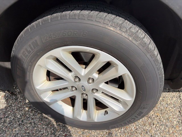 Used 2014 Ford Explorer XLT w/ Equipment Group 202A AWD/4WD image 10