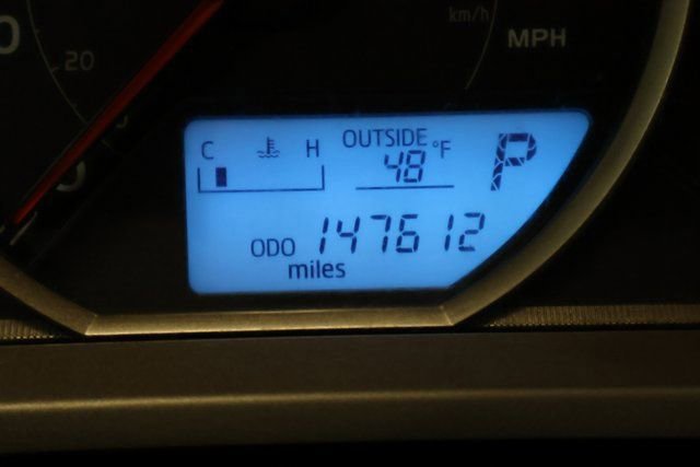 Used 2013 Toyota RAV4 LE image 14