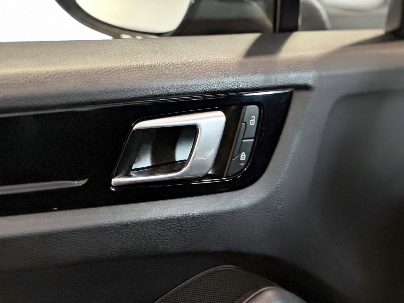 Certified 2022 Porsche Cayenne image 19