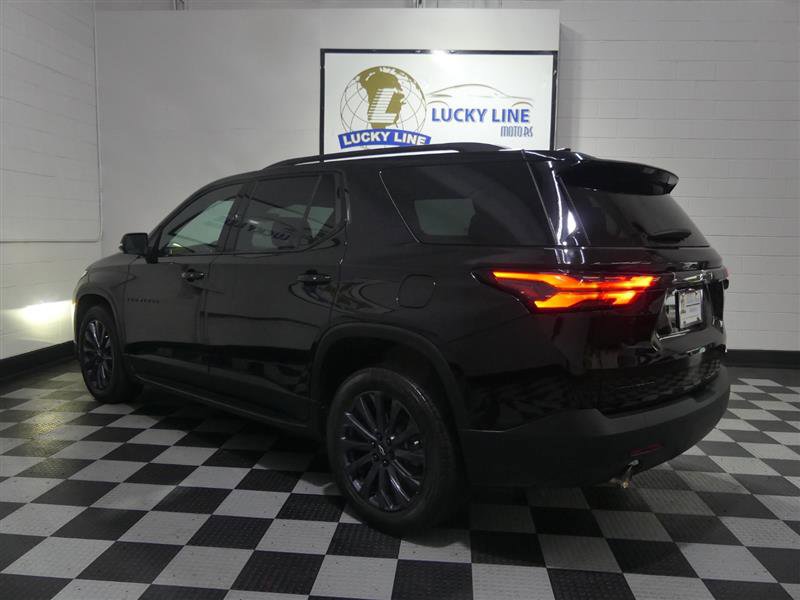 Used 2022 Chevrolet Traverse RS w/ LPO, Floor Liner Package AWD/4WD image 11