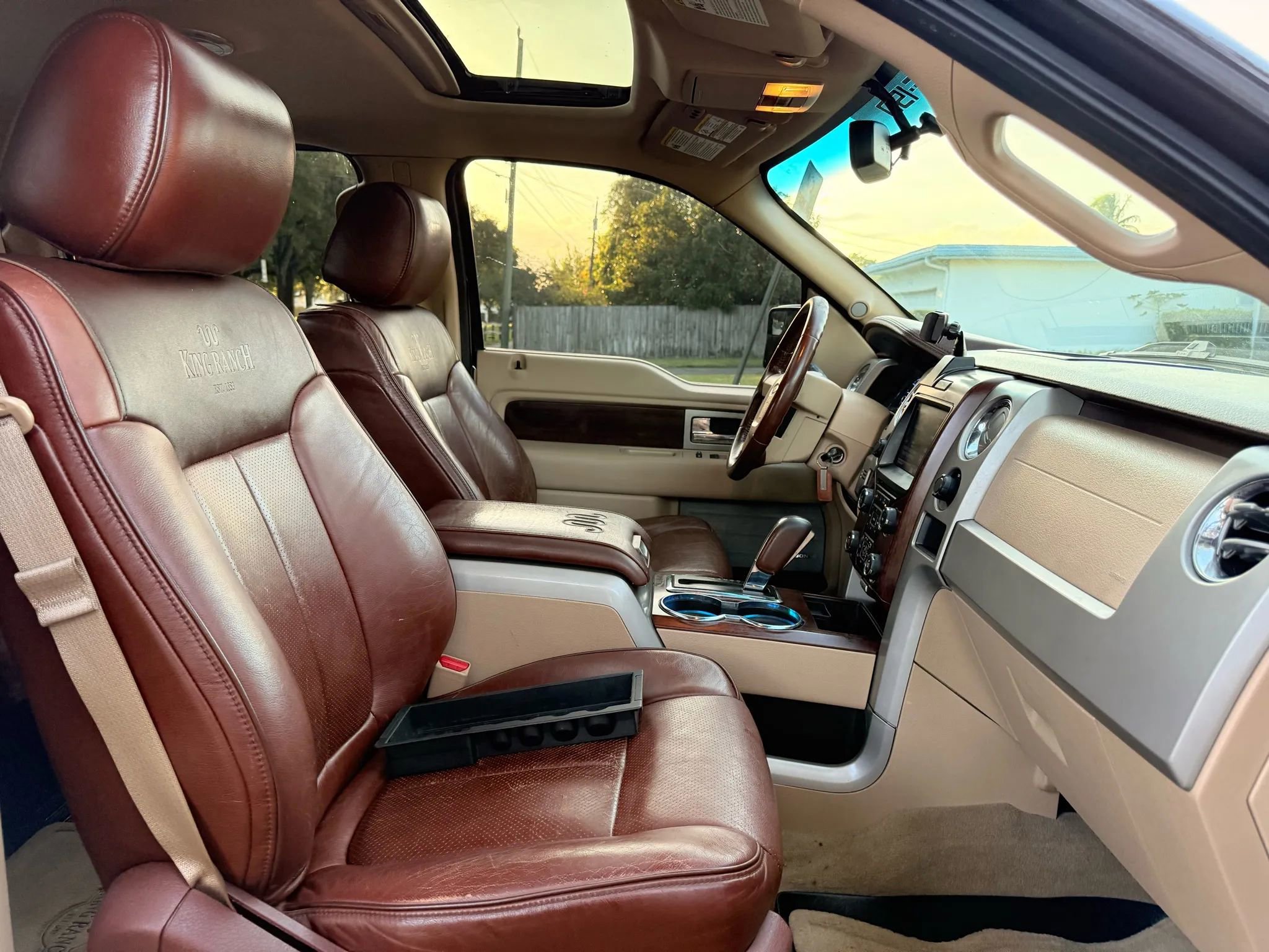 Used 2013 Ford F150 King Ranch w/ King Ranch Luxury Pkg image 17