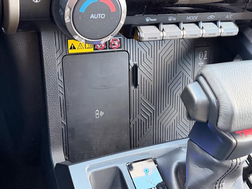 Used 2024 Toyota Tacoma TRD Sport w/ TRD Sport Upgrade Package image 21