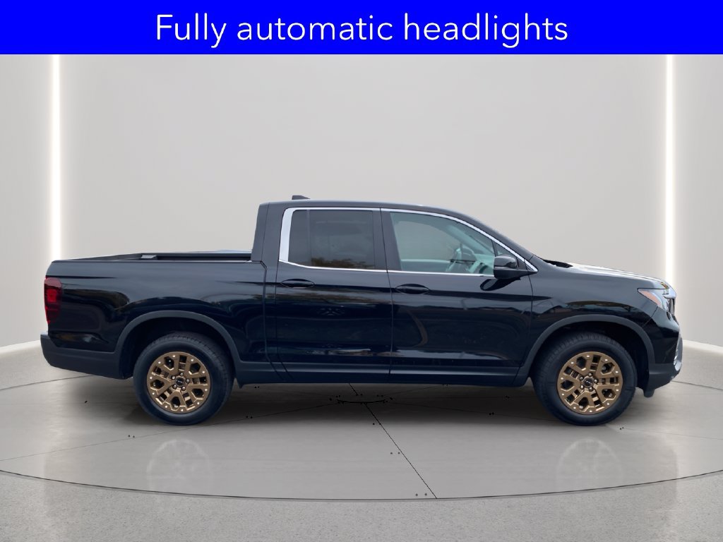 Certified 2023 Honda Ridgeline RTL image 11