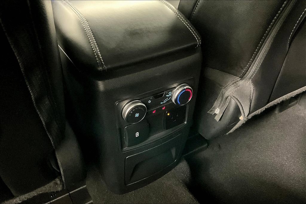 Used 2022 Ford Explorer Limited w/ Equipment Group 301A image 34