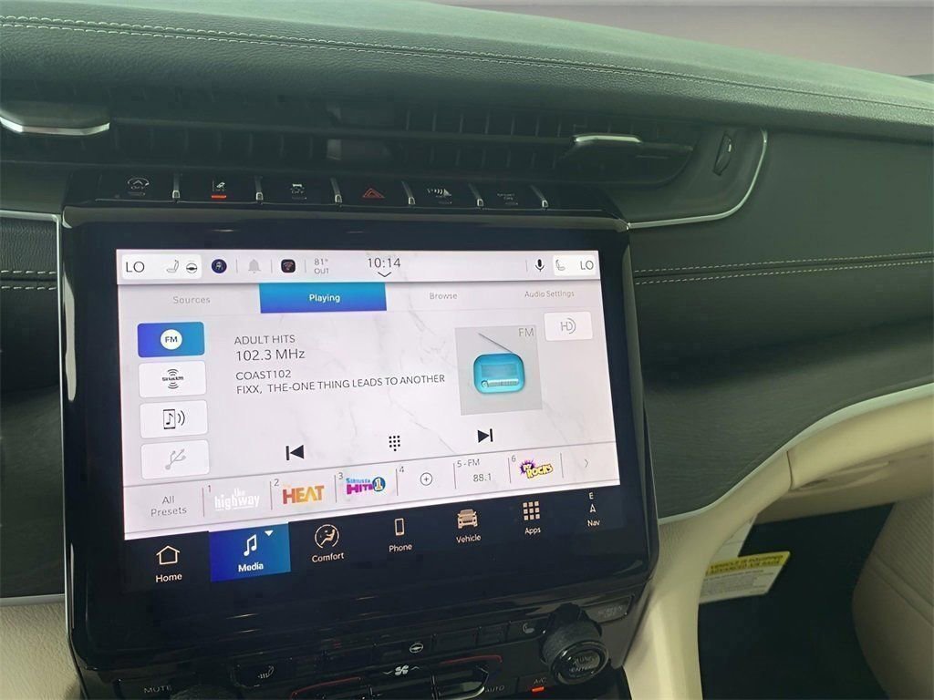 Used 2025 Jeep Grand Cherokee Limited image 64