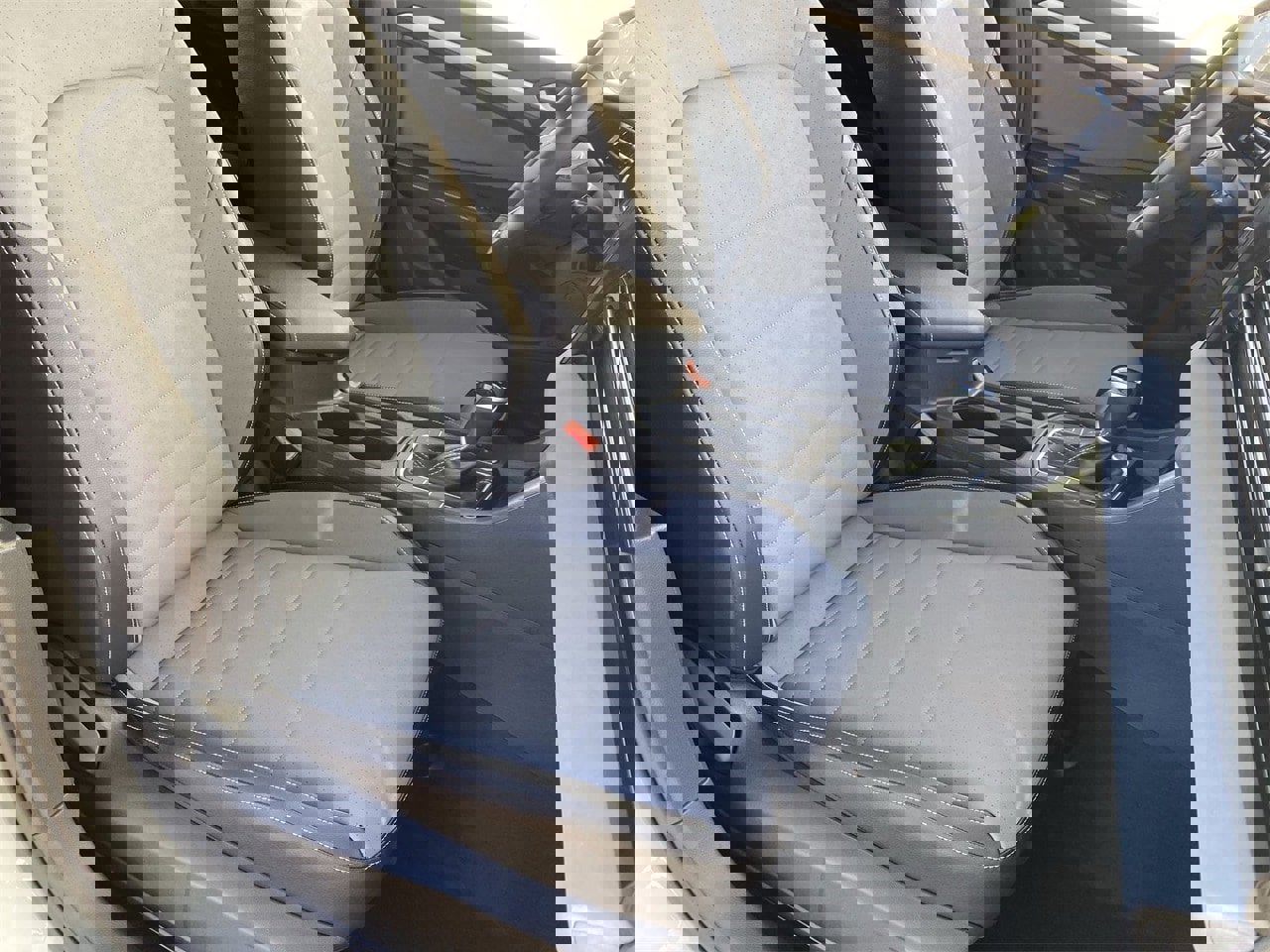 New 2026 Volkswagen Jetta SE image 7