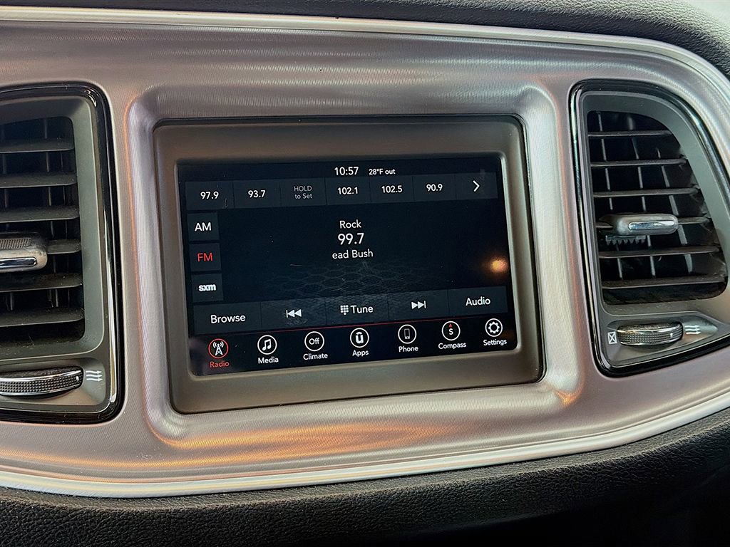 Used 2020 Dodge Challenger SXT image 27