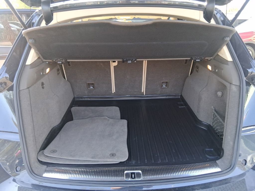 Used 2017 Audi Q5 2.0T Premium Plus w/ Technology Package image 25