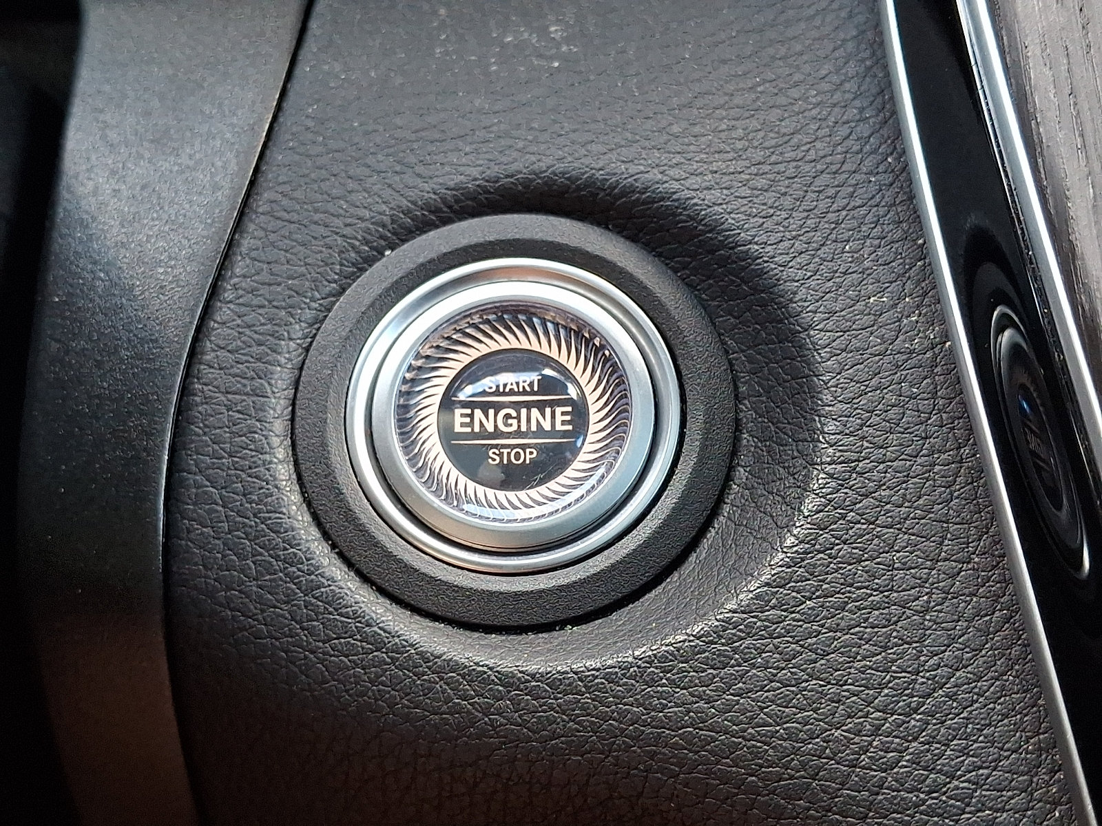 Certified 2022 Mercedes-Benz GLC 300 4MATIC image 26
