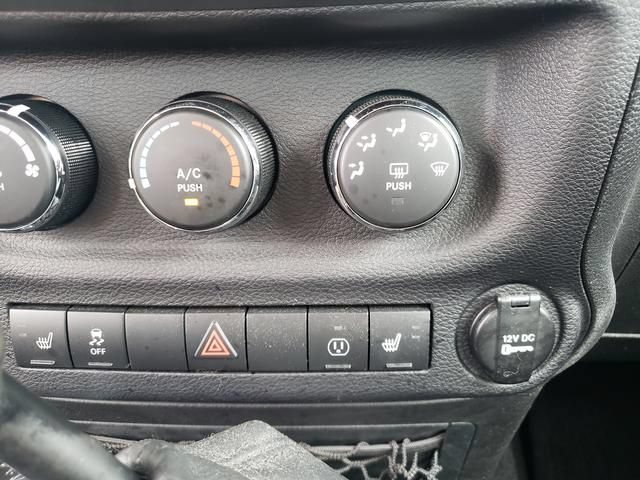 Used 2013 Jeep Wrangler Rubicon w/ PWR Convenience Group AWD/4WD image 21