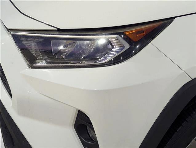 Used 2019 Toyota RAV4 XLE Premium w/ Cold Weather Package image 5