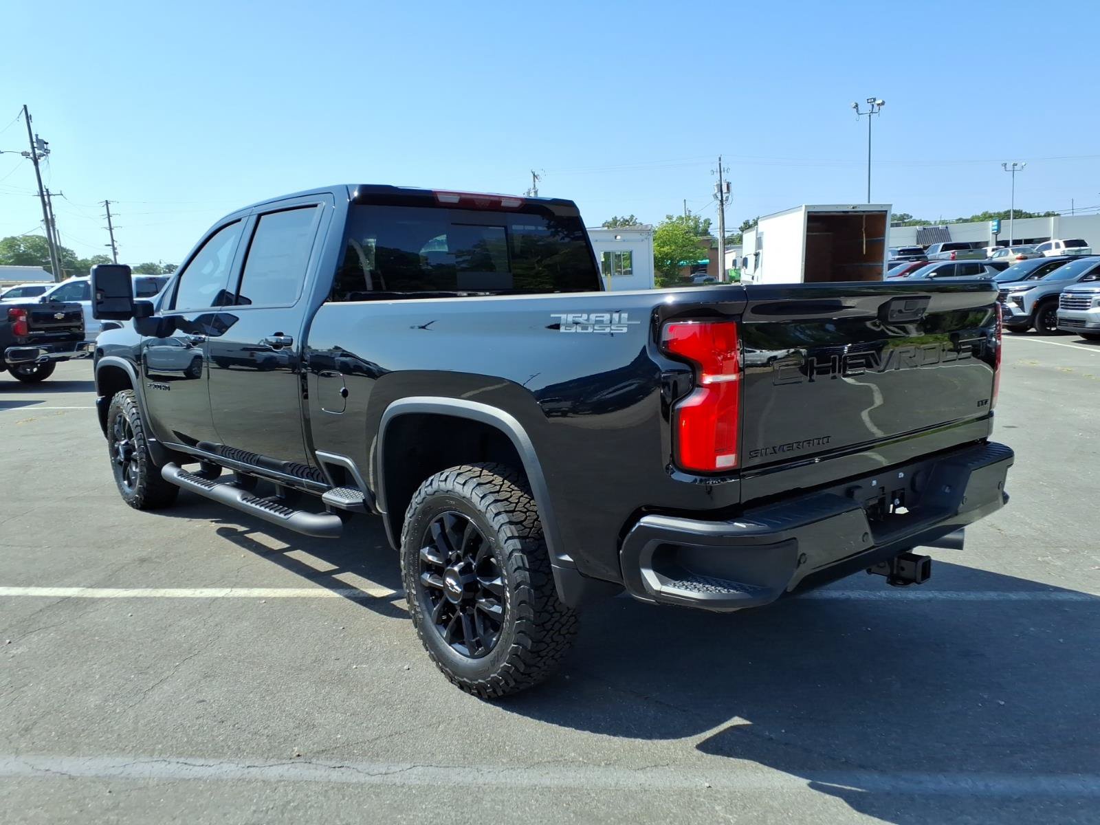 New 2026 Chevrolet Silverado 2500 LTZ w/ LTZ Plus Package AWD/4WD image 5