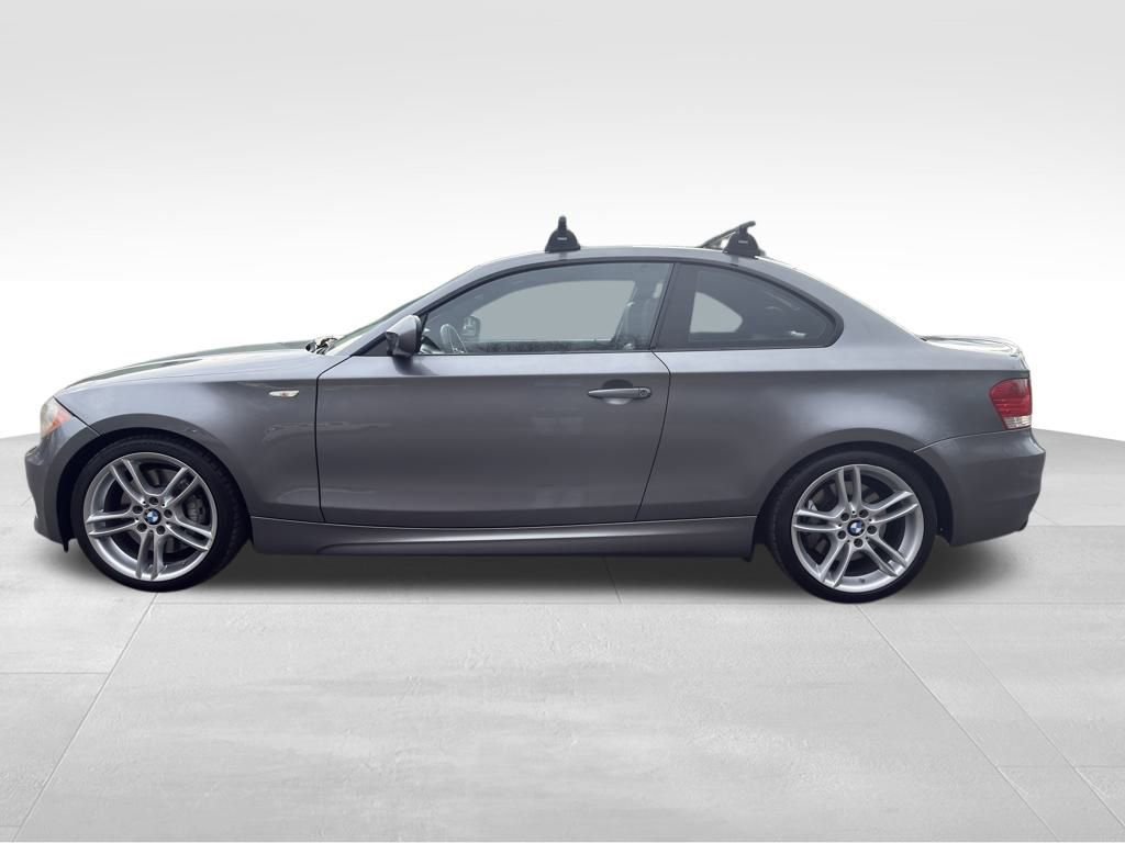 Used 2010 BMW 135i Coupe image 2