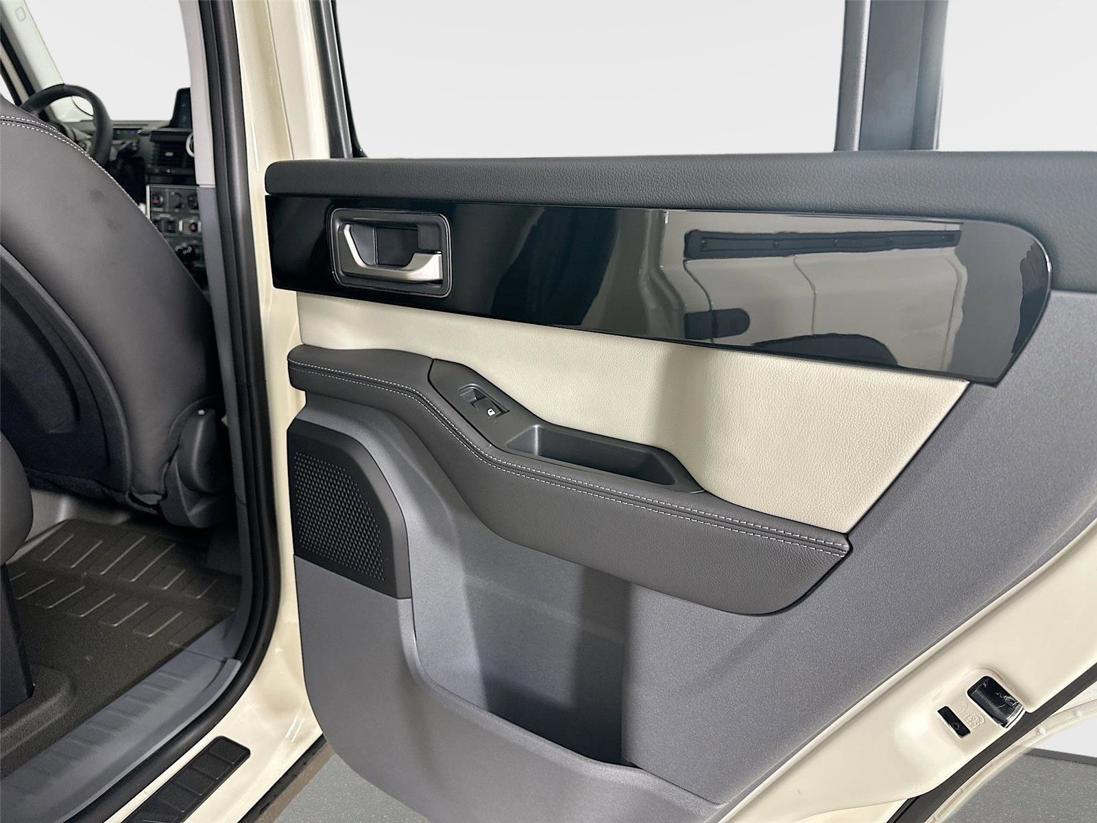 New 2025 INEOS Grenadier Fieldmaster Edition image 46