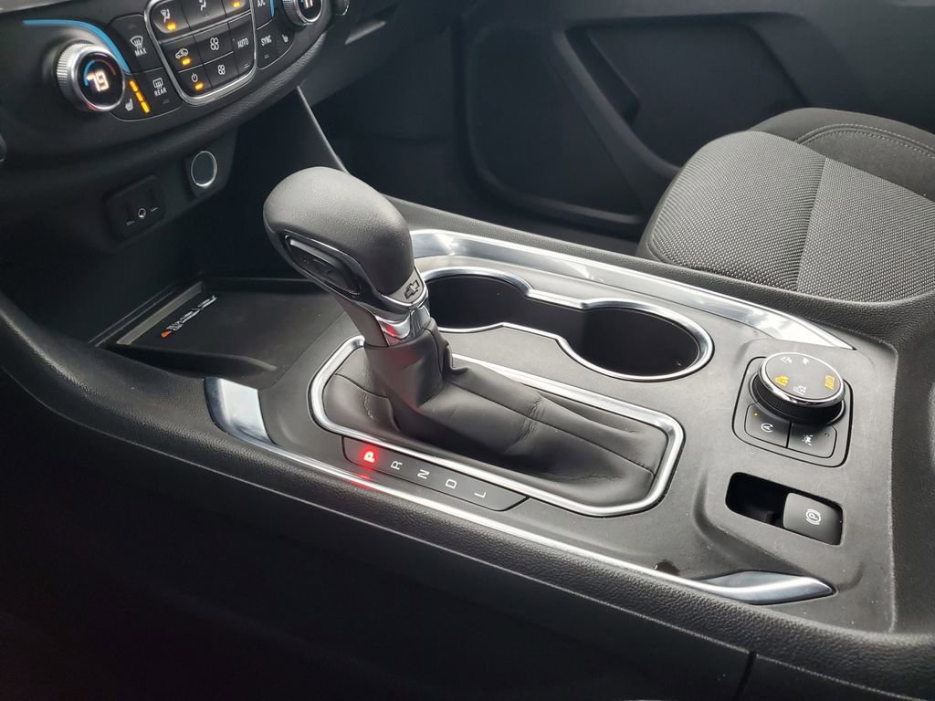 Used 2022 Chevrolet Traverse LT w/ LPO, Floor Liner Package image 27