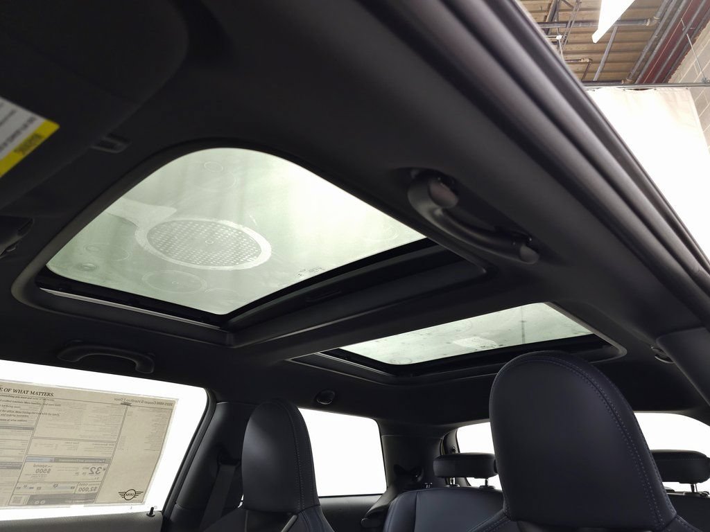 Used 2025 MINI Cooper S FWD image 12