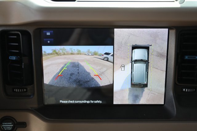 Used 2024 Ford Bronco Wildtrak image 16