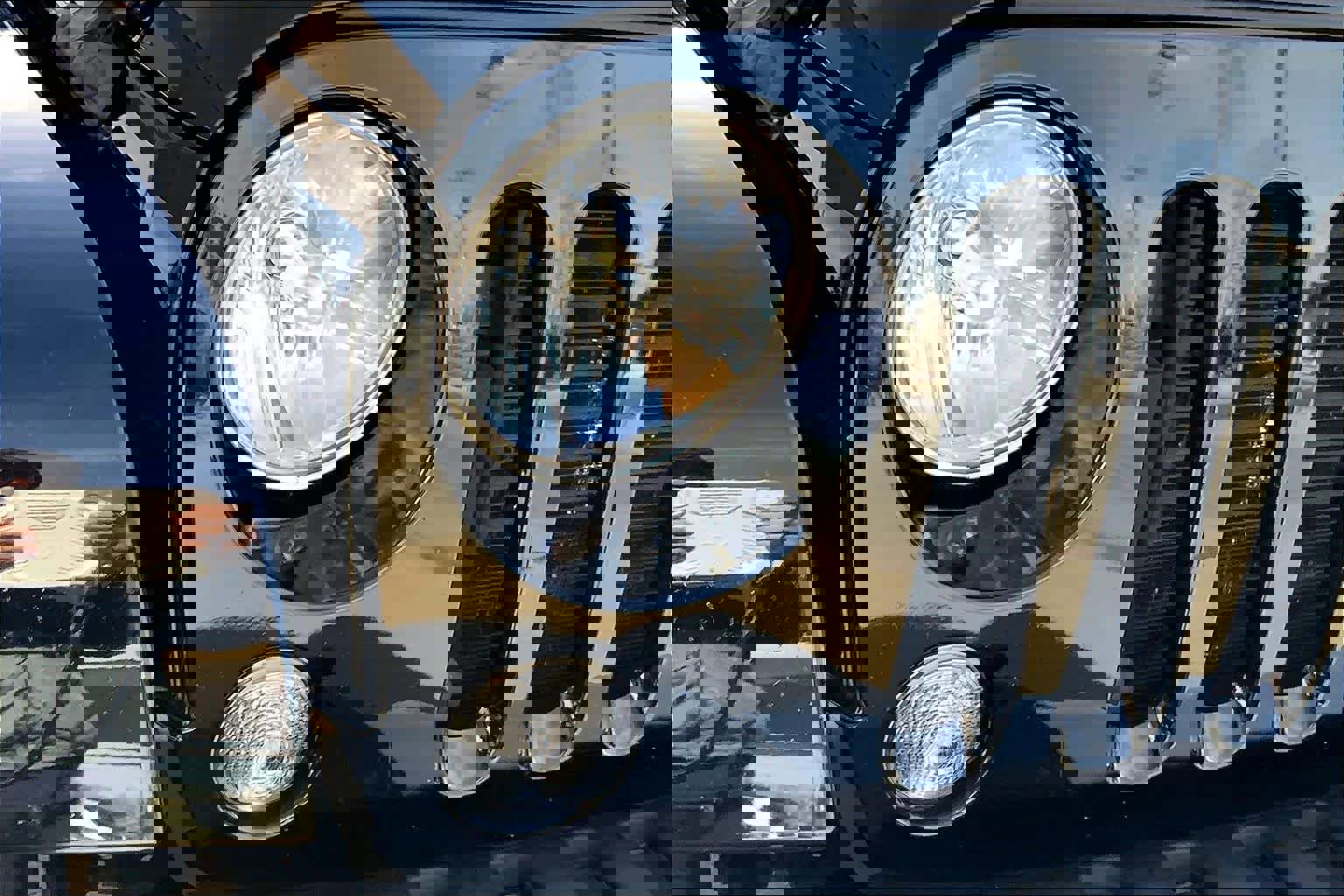 Used 2015 Jeep Wrangler Unlimited Sahara image 27