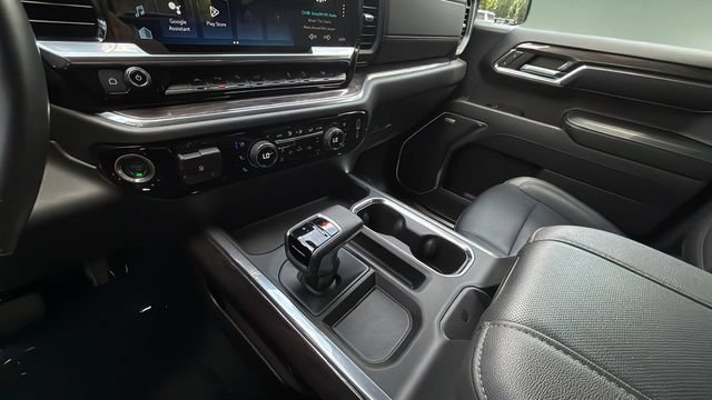 Used 2023 Chevrolet Silverado 1500 LTZ w/ LTZ Premium Package AWD/4WD image 14