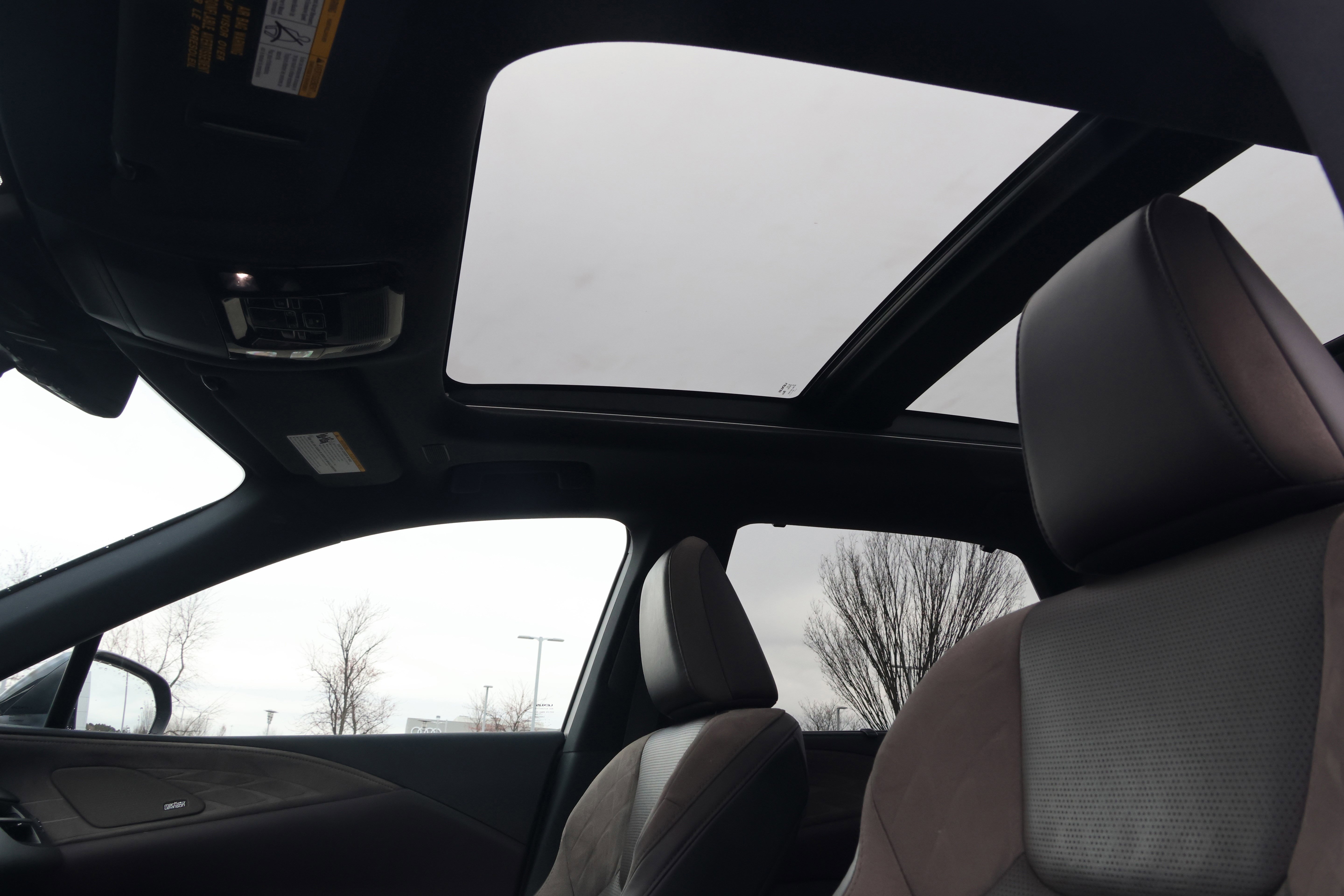 Certified 2023 Lexus RX 350 AWD w/ Accessory Package image 33