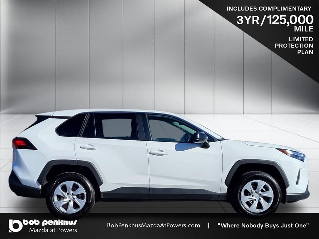 Used 2024 Toyota RAV4 LE image 23