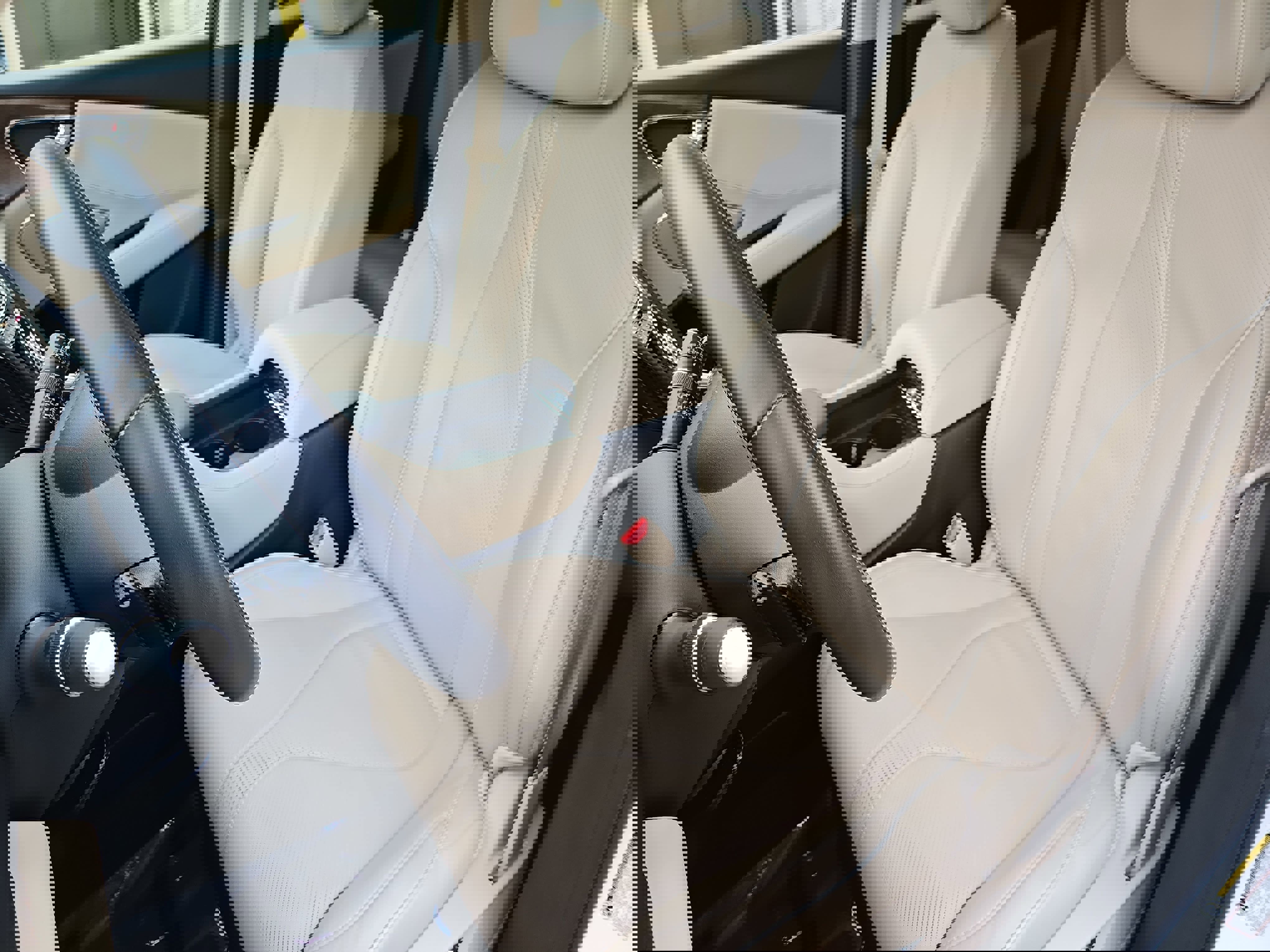 Used 2023 Acura RDX AWD w/ Advance Package image 15