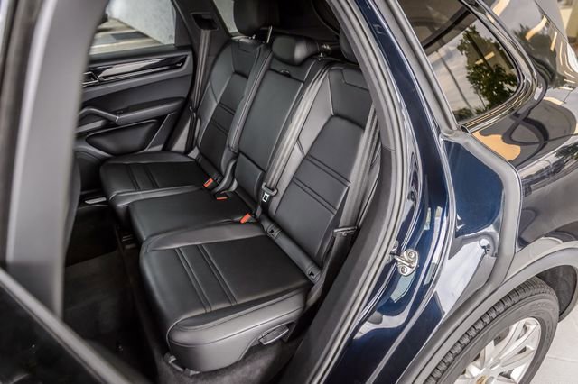 Used 2019 Porsche Cayenne image 42