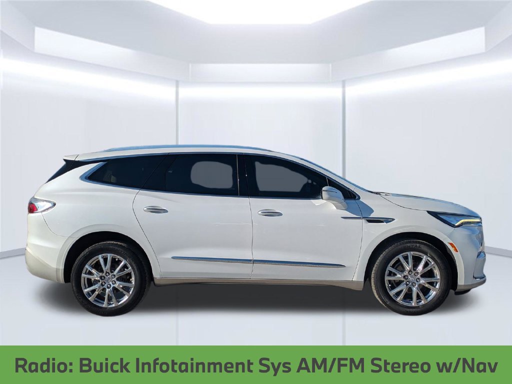 Used 2023 Buick Enclave Essence w/ Experience Buick Package FWD image 8