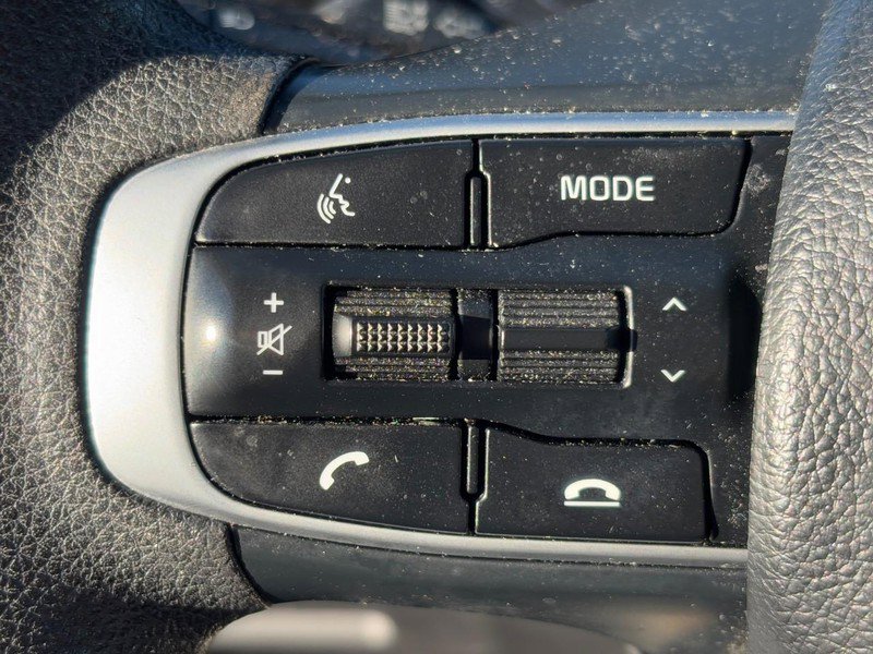 Used 2023 Kia K5 LXS image 17