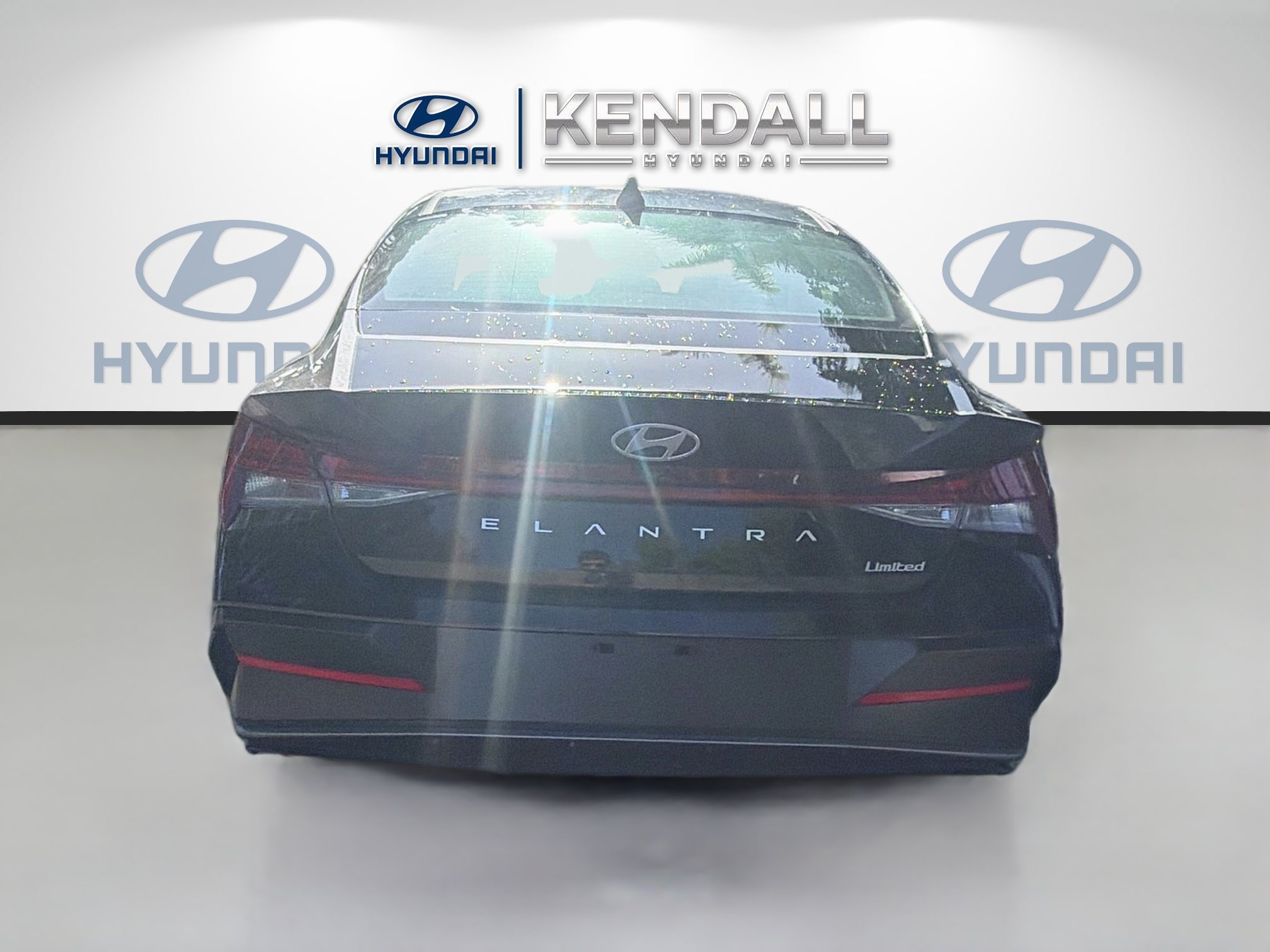 New 2026 Hyundai Elantra Limited FWD image 5