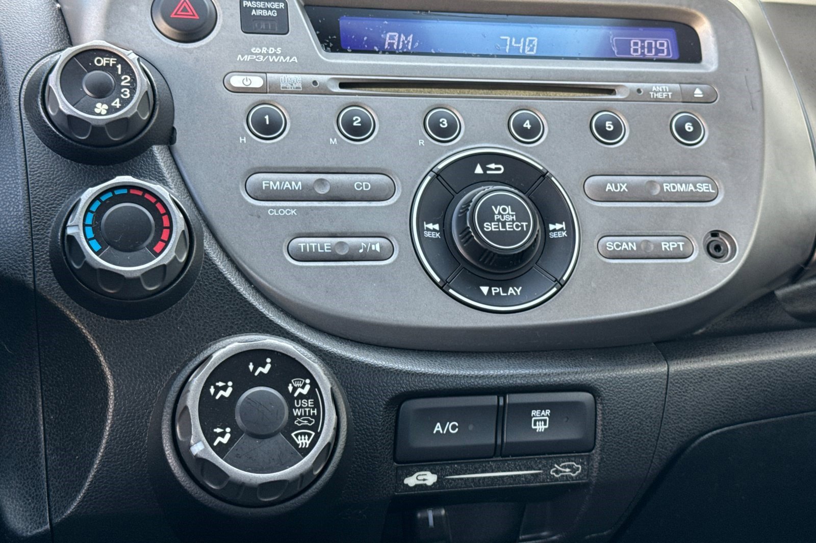 Used 2011 Honda Fit image 17